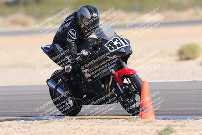 media/Nov-11-2023-SoCal Trackdays (Sat) [[efd63766ff]]/Turn 2 Set 1 (1125am)/